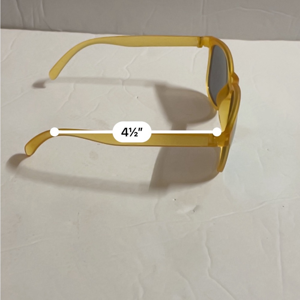 Orange Plastic Sunglasses Wayfarer Lenses Style with Black Case - Picture 8 of 11